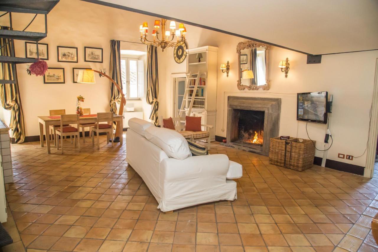 La Piazzetta Apartment Bracciano  Luaran gambar